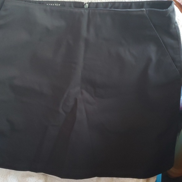 Skorts - Picture 6 of 6